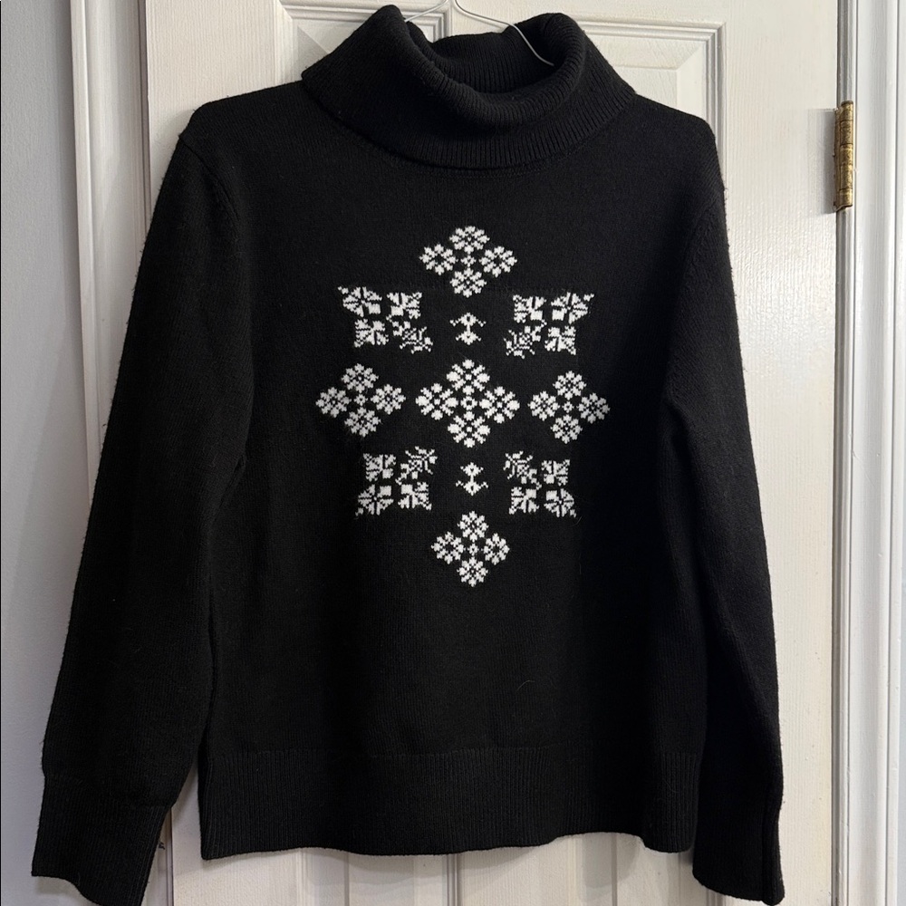 Tommy Hilfiger Black and White Turtleneck Sweater size XL